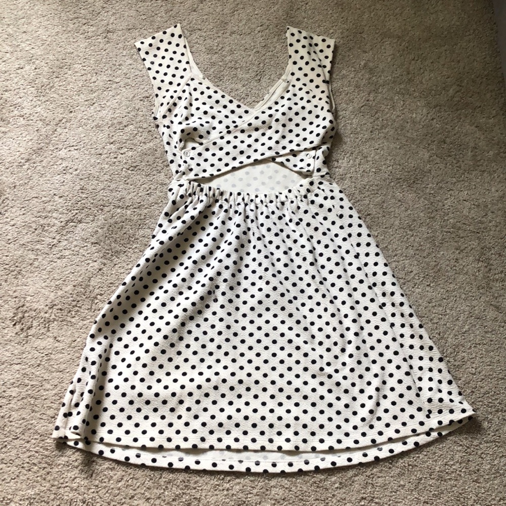 Polka dot Anthropologie dress size 8 - Picture 2 of 5